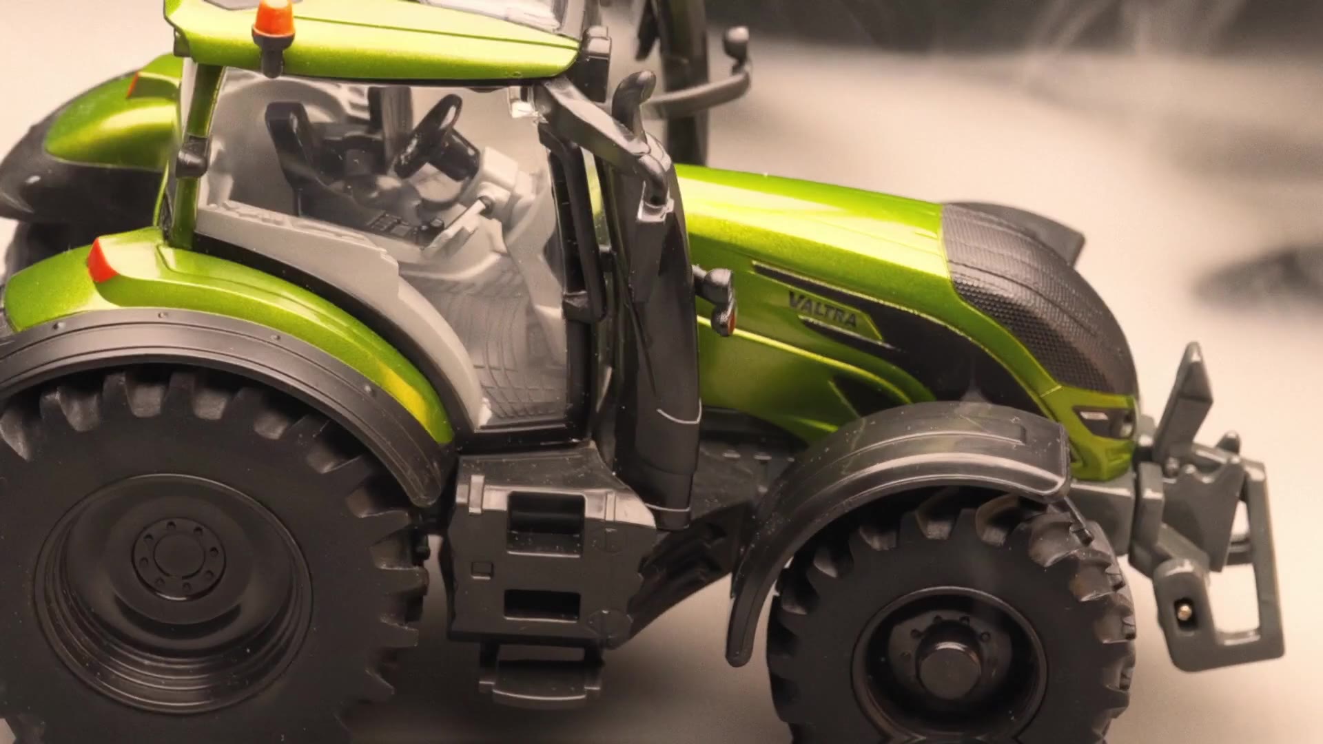 VALTRA TOY TRACTORS